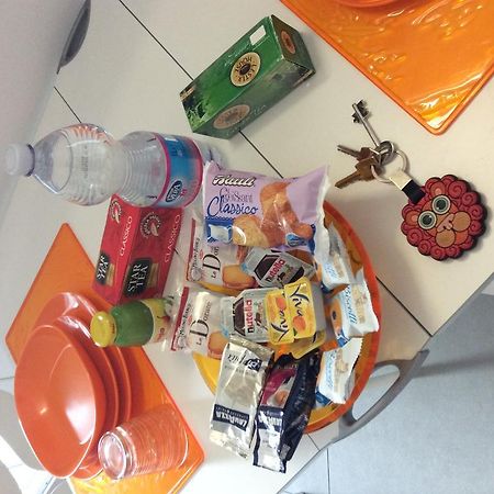 אוריסטאנו Iride Guest House מראה חיצוני תמונה