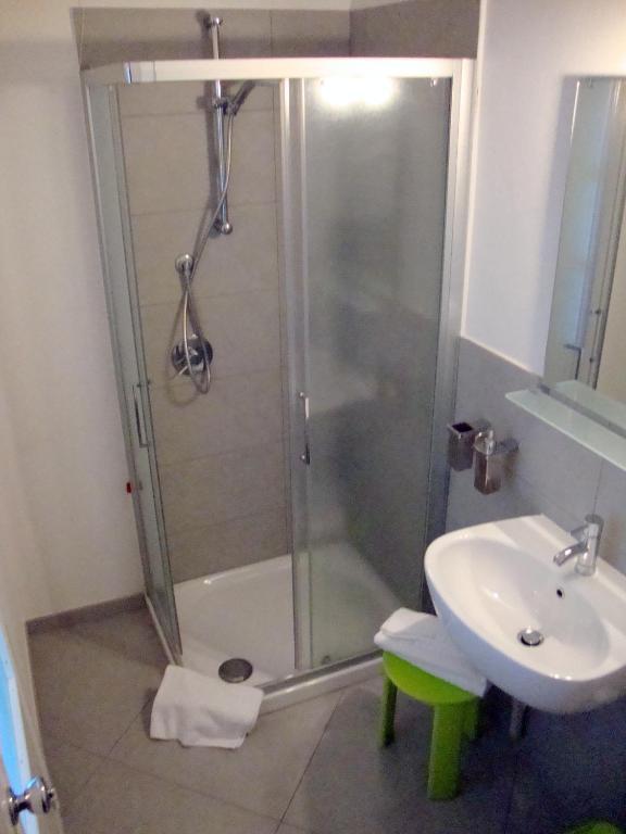 אוריסטאנו Iride Guest House חדר תמונה