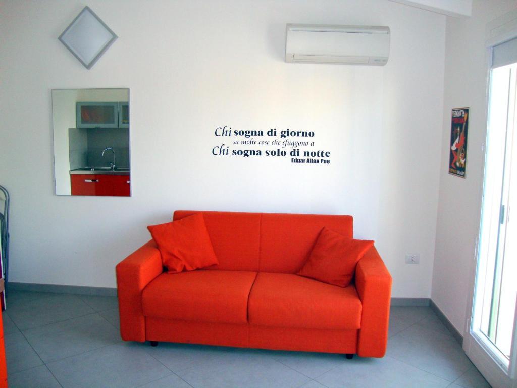 אוריסטאנו Iride Guest House חדר תמונה